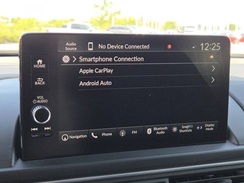 Used 2025 Honda Pilot Black Edition image 6