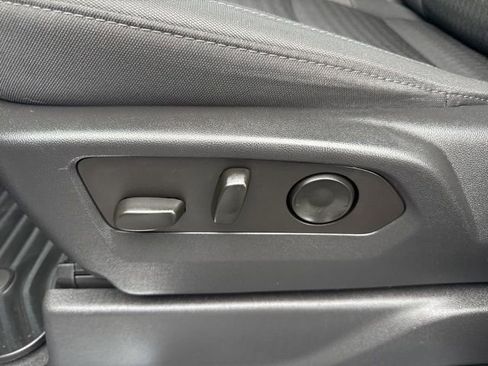 Used 2023 GMC Sierra 1500 Elevation image 15