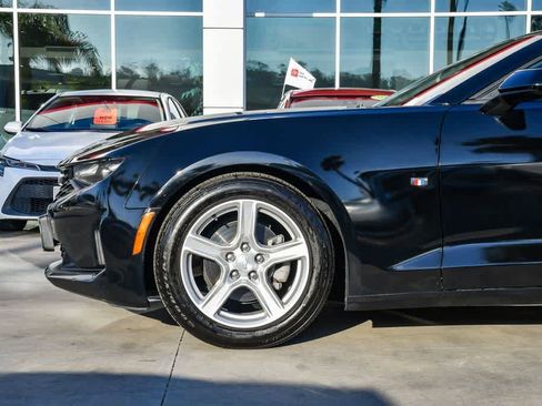 Used 2021 Chevrolet Camaro LT image 10