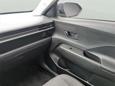 Used 2026 Hyundai Kona SEL Sport FWD image 14