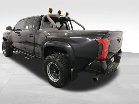 New 2025 Toyota Tacoma SR5 image 31