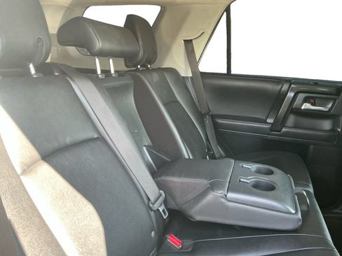 Used 2021 Toyota 4Runner Venture w/ Moonroof Package AWD/4WD image 21