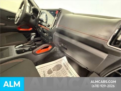 Used 2025 Nissan Frontier PRO-4X w/ Pro Convenience Package image 53