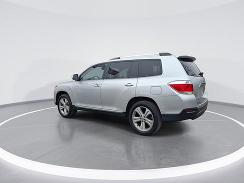 Used 2013 Toyota Highlander Limited image 7