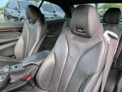 Used 2020 BMW M4 Convertible w/ Competition Package RWD image 26