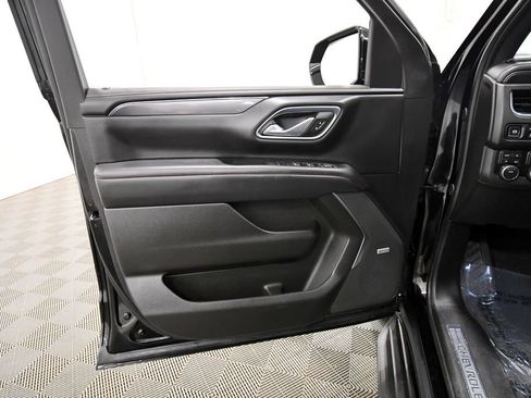Used 2024 Chevrolet Tahoe RST w/ Luxury Package AWD/4WD image 13