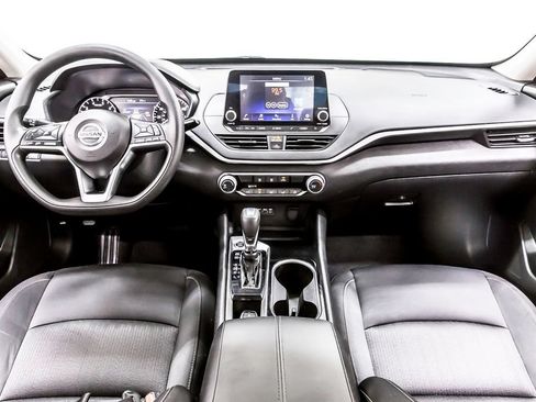 Used 2021 Nissan Altima 2.5 SV FWD image 17