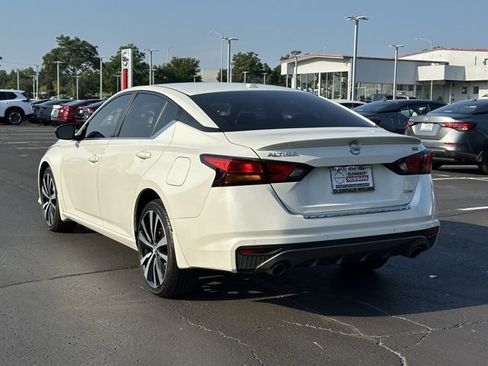 Certified 2022 Nissan Altima 2.5 SR image 5