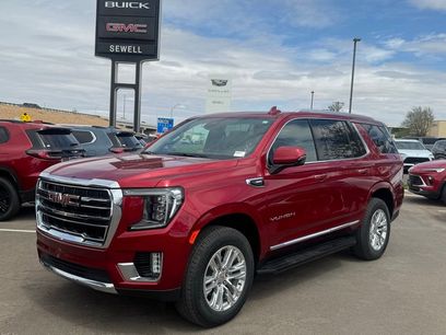 Used 2024 GMC Yukon SLT w/ SLT Luxury Package