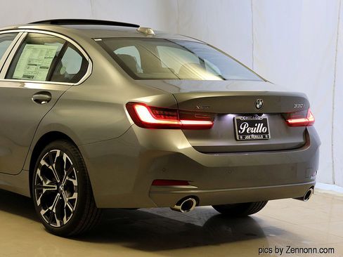 New 2026 BMW 330i xDrive Sedan w/ Premium Package image 8