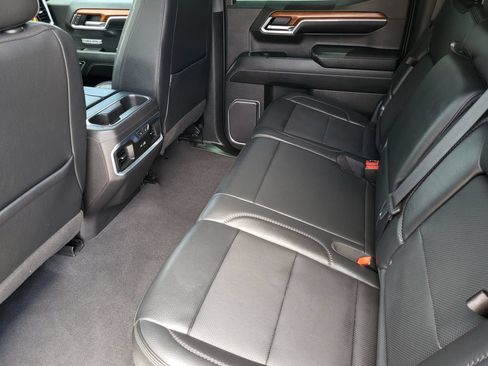 Used 2022 GMC Sierra 1500 Denali w/ Denali Reserve Package AWD/4WD image 22