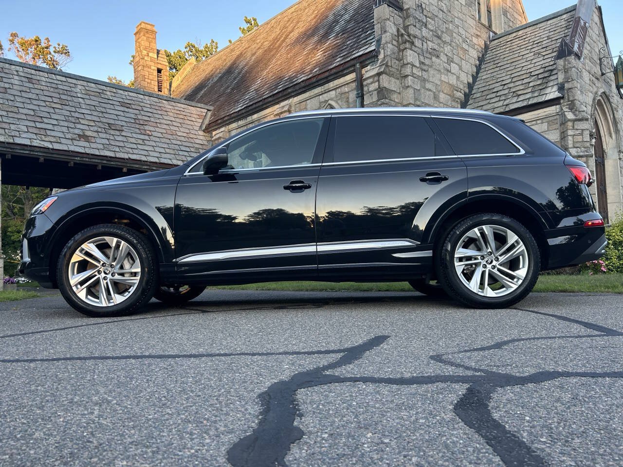 Used 2021 Audi Q7 3.0T Premium Plus w/ Premium Plus Package AWD/4WD image 1