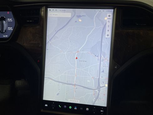 Used 2021 Tesla Model S Long Range Plus image 24