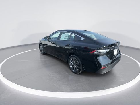 New 2026 Nissan Sentra SL w/ Floor Mat Package FWD image 6