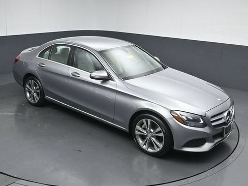 Used 2016 Mercedes-Benz C 300 4MATIC Sedan image 44