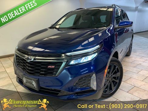 Used 2022 Chevrolet Equinox RS AWD/4WD image 1