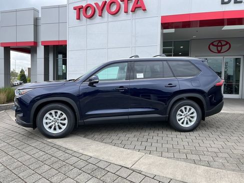New 2026 Toyota Grand Highlander AWD Hybrid image 2
