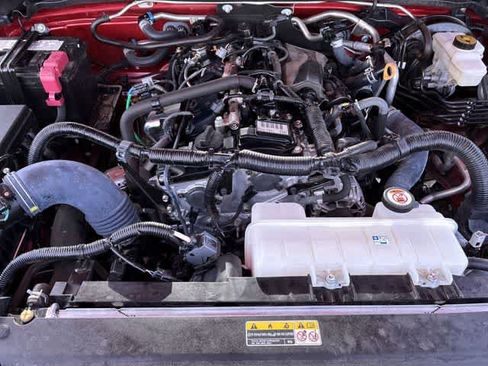 Used 2024 Toyota Tacoma SR5 image 15