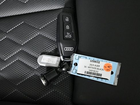 New 2025 Audi S6 e-tron Premium Plus image 26