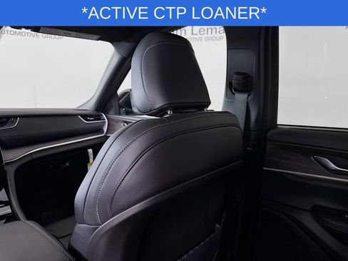 New 2025 Jeep Grand Cherokee L Limited w/ Luxury Tech Group II image 24