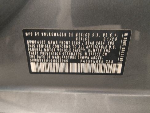 Used 2025 Volkswagen Jetta Sport FWD image 33