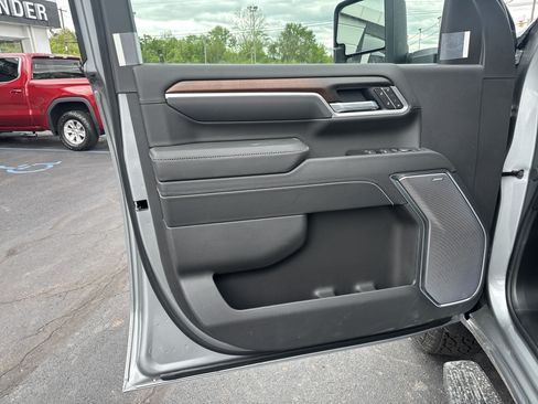 New 2026 GMC Sierra 2500 Denali w/ Denali Reserve Package AWD/4WD image 15