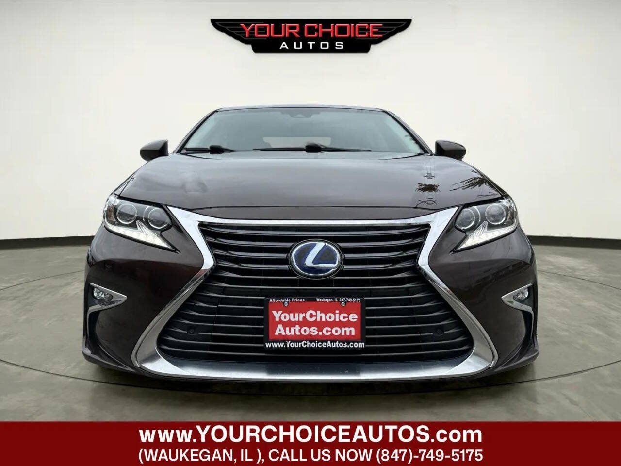 Used 2016 Lexus ES 300h w/ Luxury Package w/Wood Trim FWD image 8