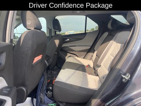 Used 2018 Chevrolet Equinox LT FWD image 9