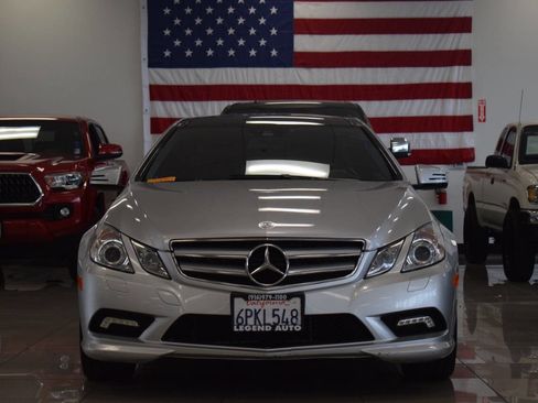 Used 2011 Mercedes-Benz E 550 Coupe image 7