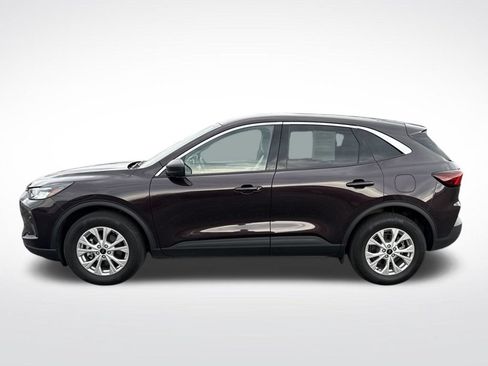Used 2023 Ford Escape Active AWD/4WD image 3