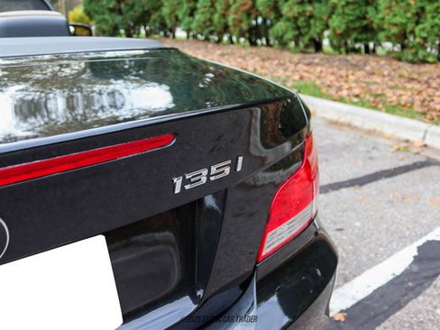 Used 2010 BMW 135i Convertible image 76