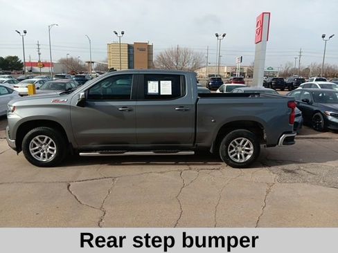 Used 2022 Chevrolet Silverado 1500 LT w/ Z71 Off-Road Package image 8