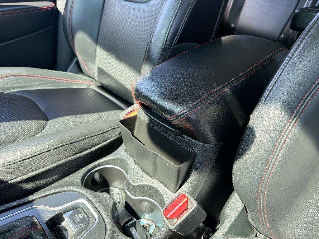 Certified 2019 Jeep Cherokee Trailhawk AWD/4WD image 24