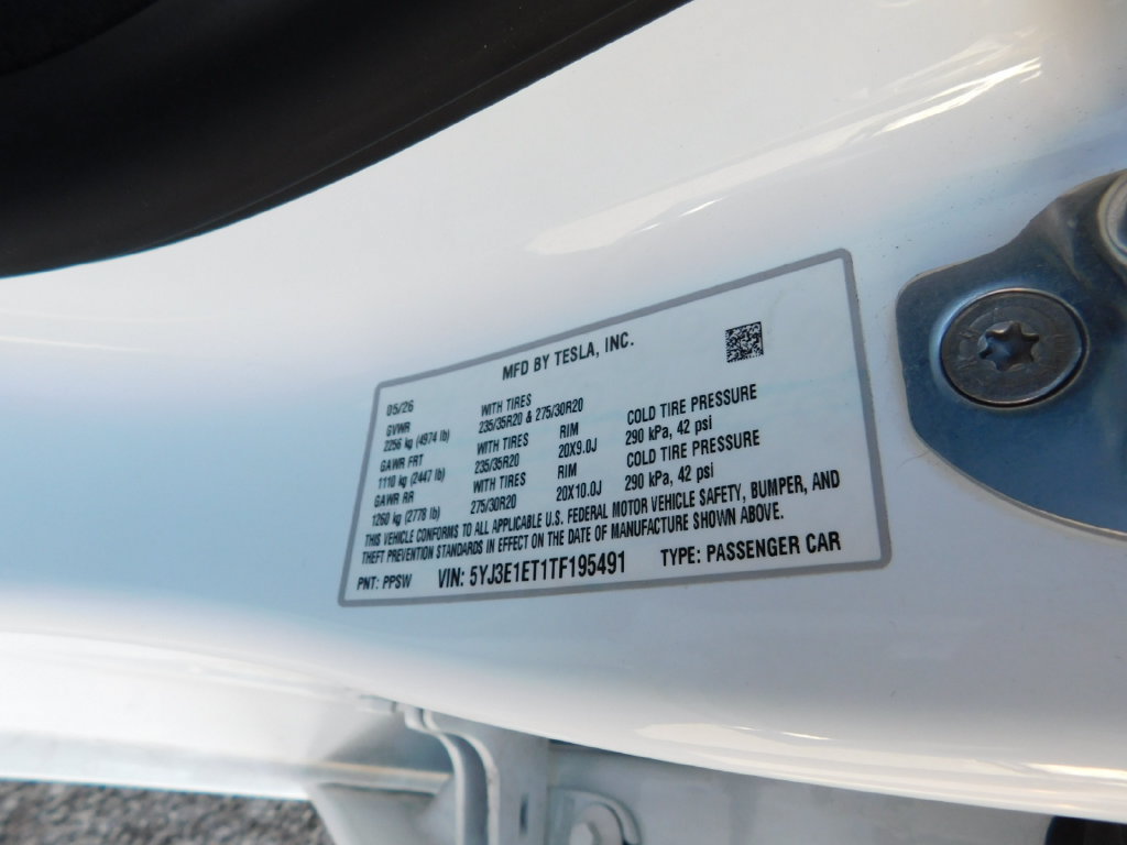 Used 2026 Tesla Model 3 Performance AWD/4WD image 9