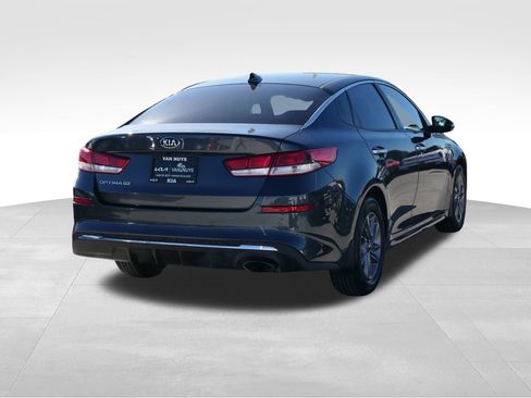 Used 2020 Kia Optima LX image 3