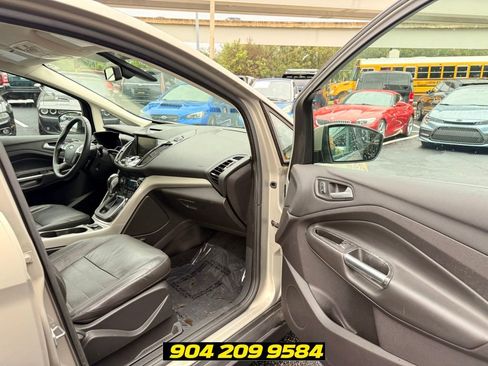 Used 2015 Ford C-MAX SEL w/ Equipment Group 303A FWD image 32