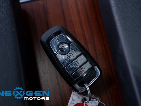 Used 2022 Lincoln Navigator Reserve AWD/4WD image 29