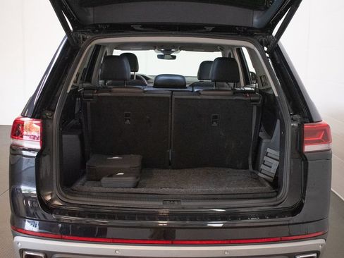Used 2024 Volkswagen Atlas Peak Edition SE AWD/4WD image 25