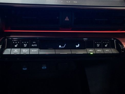 New 2026 Toyota Prius Plug-In Hybrid image 33