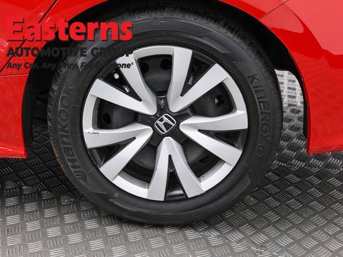 Used 2024 Honda Civic LX image 32