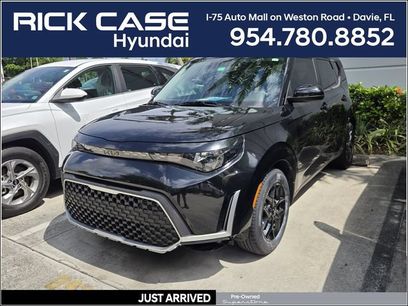 Used 2023 Kia Soul LX w/ LX Technology Package
