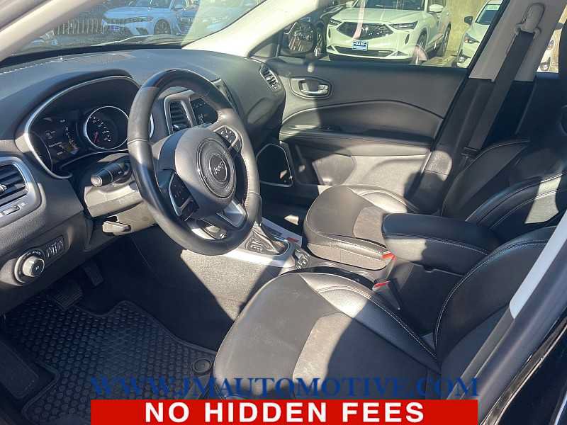 Used 2018 Jeep Compass Latitude w/ Popular Equipment Group AWD/4WD image 2