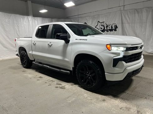 New 2026 Chevrolet Silverado 1500 RST w/ RST Select Package AWD/4WD image 1