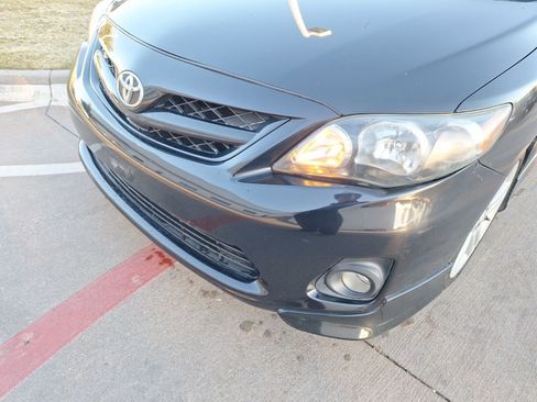 Used 2013 Toyota Corolla S image 10