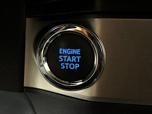 Certified 2023 Toyota Tacoma SR5 RWD image 21
