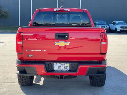 Used 2018 Chevrolet Colorado Z71 image 10