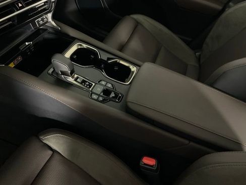 Used 2024 Lexus RX 450h AWD w/ Luxury Package image 14