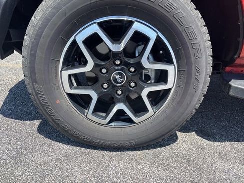 Used 2024 Ford Bronco Outer Banks AWD/4WD image 5