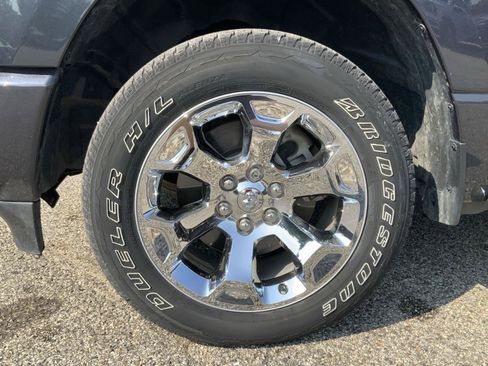 Used 2022 RAM 1500 Big Horn AWD/4WD image 14