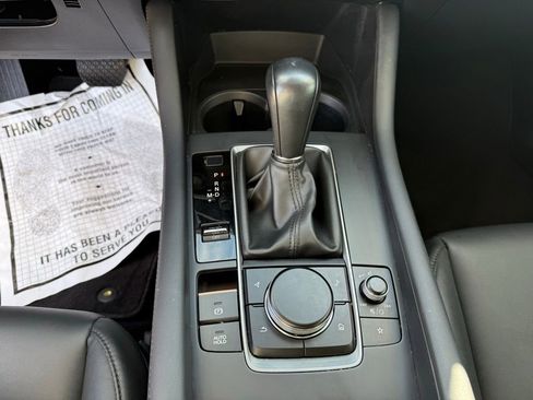 Used 2022 MAZDA MAZDA3 s image 19